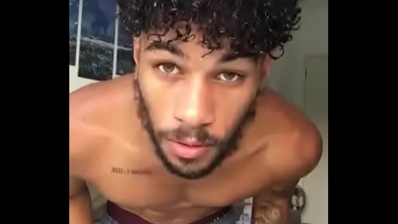 Cafuu Brasileiro Gozando XXX Porn